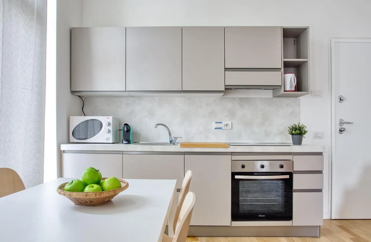 Joivy Lovely Flat With Balcony Apartment Milan